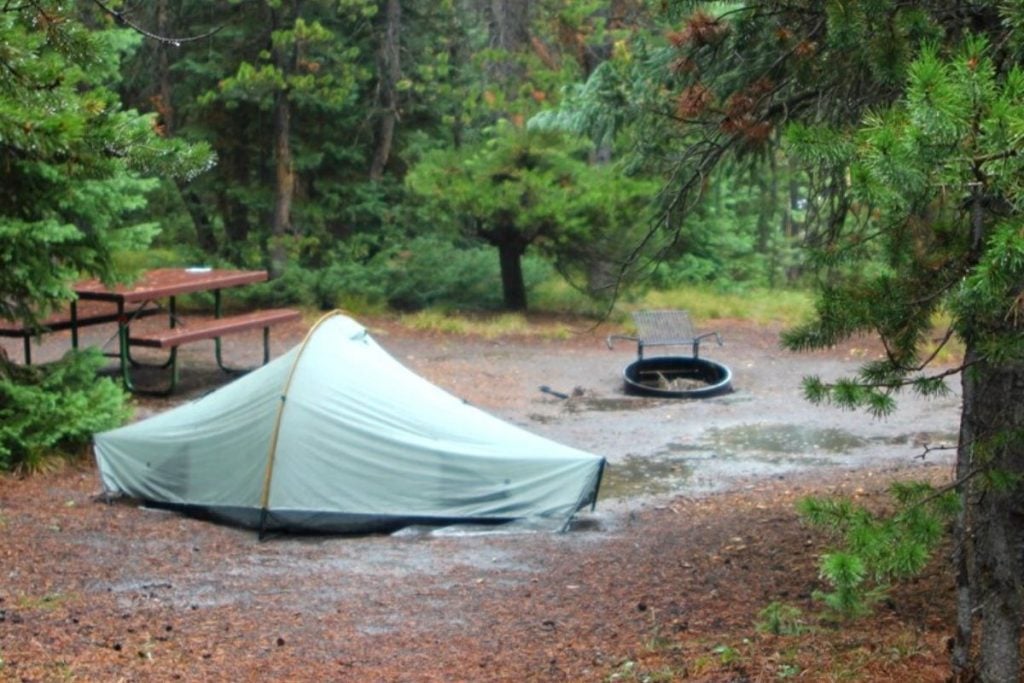 黄石公园格兰特村露营地的帐篷
