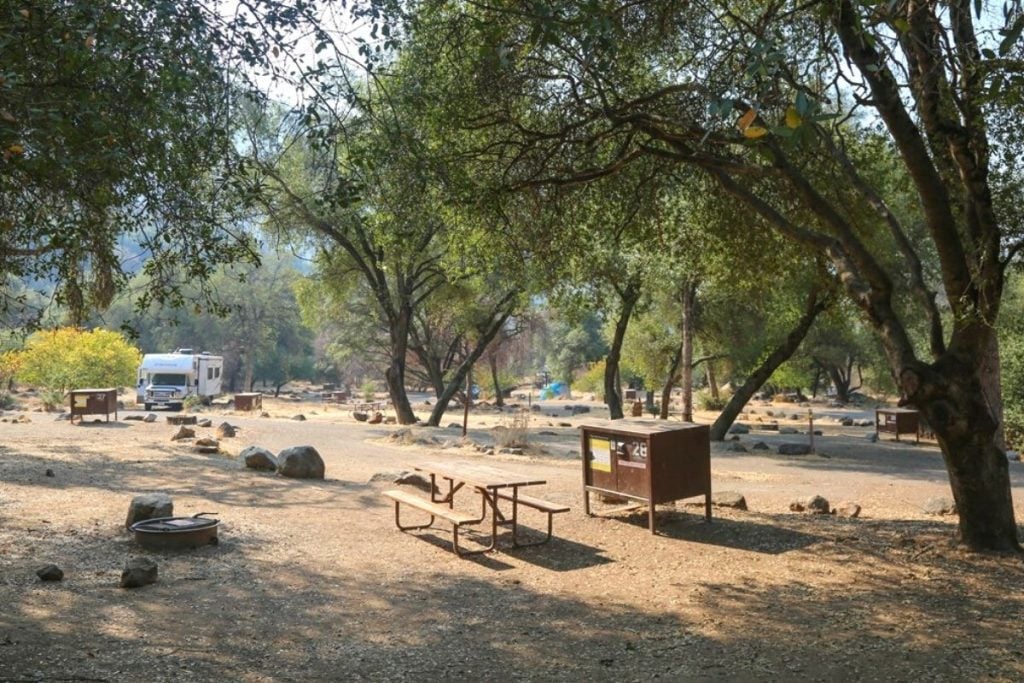 红杉国家公园的Potwisha露营地bob游戏官方